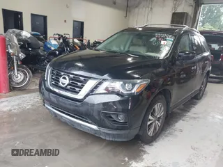2017 Nissan Pathfinder SV z VIN 5N1DR2MN3HC900910, wystawiony jako IAAI lot #42355199 z przebiegiem 127 544 mil mil oraz . Historia ofert i sprzedaży dostępna na DreamBid. Obrazek 2.