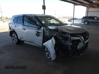 2021 Nissan Rogue SV z VIN 5N1AT3BB6MC767914, wystawiony jako IAAI lot #41963867 z przebiegiem 89 763 mil mil oraz . Historia ofert i sprzedaży dostępna na DreamBid. Obrazek 1.