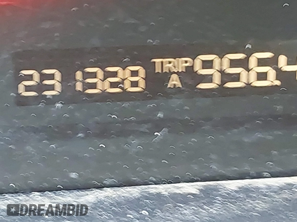 2003 Honda Accord LX z VIN 1HGCM66343A103346, wystawiony jako IAAI lot #41939613 z przebiegiem 231 328 mil mil oraz . Historia ofert i sprzedaży dostępna na DreamBid. Obrazek 7.