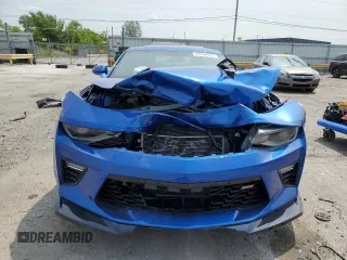 2017 Chevrolet Camaro 2SS with VIN 1G1FH1R76H0122035, listed as a Copart auction lot 57768925 with 56,463 mi miles and Salvage title. Bid and sale history available at DreamBid. Image 5.