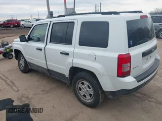 2014 Jeep Patriot Sport with VIN 1C4NJRBB0ED502111, listed as a IAAI auction lot 41705332 with 200,384 mi miles and . Bid and sale history available at DreamBid. Image 3.
