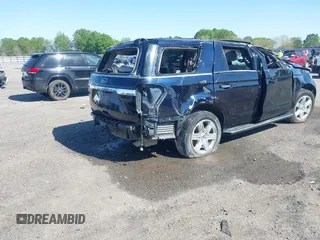 2021 Ford Expedition XLT with VIN 1FMJU1HT1MEA60855, listed as a IAAI auction lot 41962157 with 100,178 mi miles and . Bid and sale history available at DreamBid. Image 4.