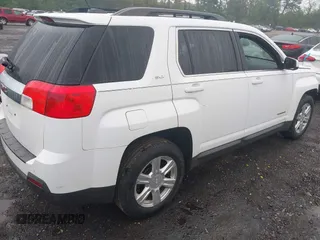 2015 GMC Terrain SLT z VIN 2GKALSEK0F6412893, wystawiony jako IAAI lot #42359601 z przebiegiem 98 851 mil mil oraz . Historia ofert i sprzedaży dostępna na DreamBid. Obrazek 4.