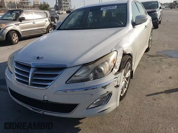 2013 Hyundai Genesis 3.8L z VIN KMHGC4DD5DU246546, wystawiony jako Copart lot #53562825 z przebiegiem 81 725 mil mil oraz Szkoda całkowita • Salvage title. Historia ofert i sprzedaży dostępna na DreamBid. Obrazek 13.