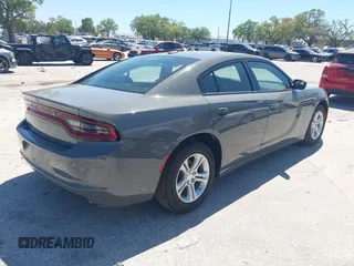2023 Dodge Charger SXT z VIN 2C3CDXBG2PH697539, wystawiony jako IAAI lot #41812317 z przebiegiem 17 862 mil mil oraz . Historia ofert i sprzedaży dostępna na DreamBid. Obrazek 4.