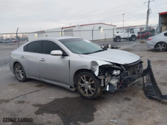 2014 Nissan Maxima 3.5 SV with VIN 1N4AA5AP0EC485438, listed as a IAAI auction lot 41346586 with 148,579 mi miles. Bid and sale history available at carsss.com. Image 1.