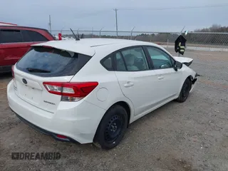 2018 Subaru Impreza with VIN 4S3GTAA69J1712050, listed as a IAAI auction lot 41236817 with 89,171 mi miles. Bid and sale history available at carsss.com. Image 4.