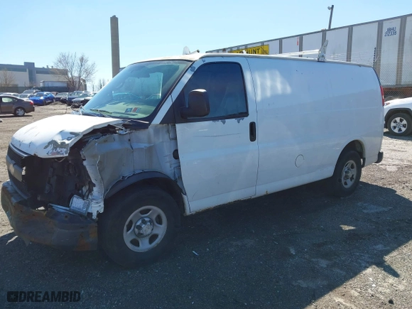 2006 Chevrolet Express Cargo Van with VIN 1GCFG15XX61261303, listed as a IAAI auction lot 41853813 with 174,363 mi miles. Bid and sale history available at carsss.com. Image 17.