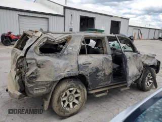 2020 Toyota 4Runner SR5 with VIN JTEBU5JR7L5767063, listed as a Copart auction lot 57969085 with Not provided miles and Salvage title. Bid and sale history available at DreamBid. Image 3.