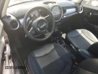 2013 MINI Hardtop with VIN WMWSU3C51DT682510, listed as a Copart auction lot 63879335 with 227,748 mi miles and Clean title. Bid and sale history available at DreamBid. Image 8.