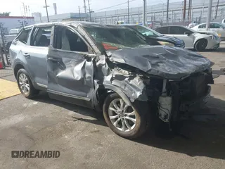2022 Kia Telluride LX z VIN 5XYP2DHC7NG221269, wystawiony jako IAAI lot #42045042 z przebiegiem 42 294 mil mil oraz . Historia ofert i sprzedaży dostępna na DreamBid. Obrazek 1.