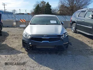 2019 Kia Forte S with VIN 3KPF34AD7KE027183, listed as a IAAI auction lot 41764274 with 92,840 mi miles and . Bid and sale history available at carsss.com. Image 13.