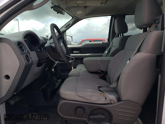 2008 Ford F-150 STX with VIN 1FTRX14W88KD72631, listed as a Copart auction lot 47970115 with 193,795 mi miles and Clean title. Bid and sale history available at DreamBid. Image 7.