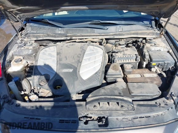 2014 Kia Cadenza Premium with VIN KNALN4D78E5151222, listed as a IAAI auction lot 41419842 with 137,710 mi miles. Bid and sale history available at carsss.com. Image 10.