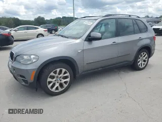 2012 BMW X5 35i z VIN 5UXZV4C59CL991689, wystawiony jako Copart lot #64022615 z przebiegiem 208 620 mil mil oraz Szkoda całkowita • Salvage title. Historia ofert i sprzedaży dostępna na DreamBid. Obrazek 1.