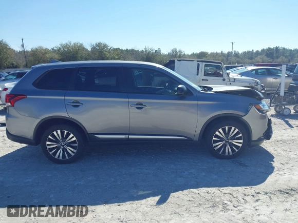 2020 Mitsubishi Outlander ES z VIN JA4AD2A37LJ001216, wystawiony jako IAAI lot #41623939 z przebiegiem 66 282 mil mil oraz . Historia ofert i sprzedaży dostępna na DreamBid. Obrazek 13.