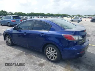 2012 Mazda 3 i Touring с VIN JM1BL1V74C1628735, выставлен на аукционе IAAI как лот 42681703 с пробегом 147 758 миль миль и . История ставок и продаж доступна на DreamBid. Изображение 6.