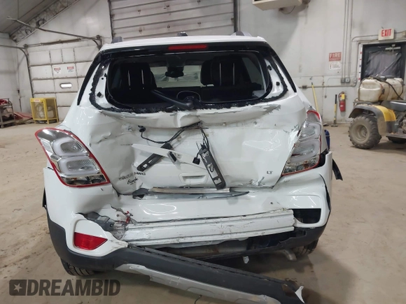 2018 Chevrolet Trax LT with VIN KL7CJPSB5JB546359, listed as a IAAI auction lot 41902129 with 66,498 mi miles. Bid and sale history available at carsss.com. Image 16.