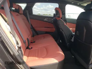 2024 Kia Sportage SX-Prestige with VIN KNDPXCDG1R7126214, listed as a Copart auction lot 53537355 with 15,213 mi miles and Salvage title. Bid and sale history available at DreamBid. Image 12.