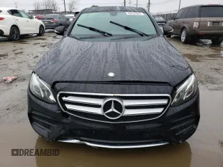 2017 Mercedes-Benz E-Class E 300 Luxury with VIN WDDZF4JB4HA039618, listed as a Copart auction lot 45012933 with 61,892 mi miles. Bid and sale history available at carsss.com. Image 5.