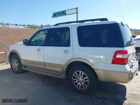 2012 Ford Expedition XLT with VIN 1FMJU1H5XCEF58911, listed as a IAAI auction lot 41966461 with 167,643 mi miles. Bid and sale history available at carsss.com. Image 14.