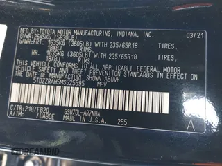 2021 Toyota Highlander L with VIN 5TDZZRAH5MS525595, listed as a IAAI auction lot 42050564 with 32,542 mi miles and . Bid and sale history available at DreamBid. Image 9.