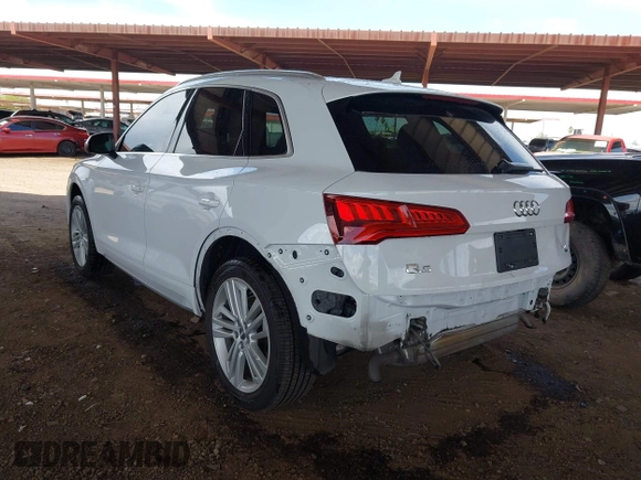 2018 Audi Q5 Premium Plus with VIN WA1BNAFY2J2218812, listed as a IAAI auction lot 41966425 with 67,530 mi miles. Bid and sale history available at carsss.com. Image 3.