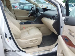 2013 Lexus RX 350 z VIN 2T2BK1BAXDC211521, wystawiony jako IAAI lot #42192156 z przebiegiem 140 625 mil mil oraz . Historia ofert i sprzedaży dostępna na DreamBid. Obrazek 5.