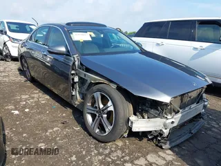 2018 Mercedes-Benz E 300 z VIN WDDZF4JB6JA301158, wystawiony jako IAAI lot #42150013 z przebiegiem 80 872 mil mil oraz . Historia ofert i sprzedaży dostępna na DreamBid. Obrazek 1.