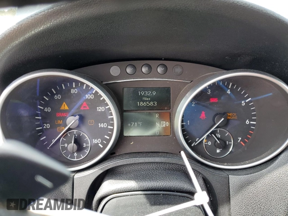2009 Mercedes-Benz M 350 with VIN 4JGBB86E79A506934, listed as a Copart auction lot 55649245 with 186,583 mi miles and Clean Title. Bid and sale history available at carsss.com. Image 9.