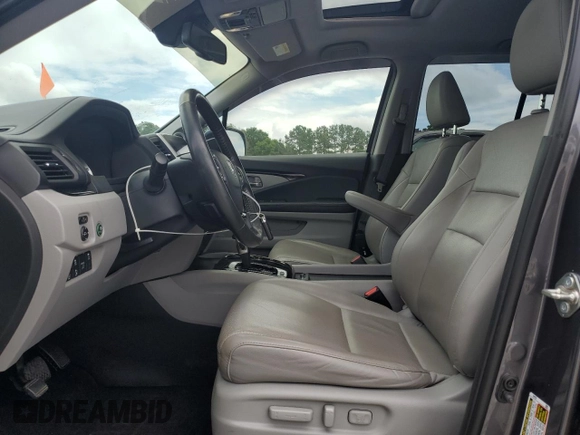 2019 Honda Ridgeline RTL-E with VIN 5FPYK3F77KB005131, listed as a Copart auction lot 60726155 with 81,797 mi miles and Salvage title. Bid and sale history available at DreamBid. Image 7.