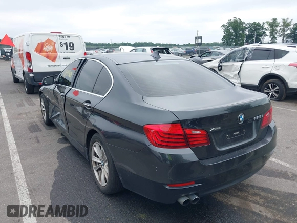 2014 BMW 5 Series 528i xDrive z VIN WBA5A7C5XED612819, wystawiony jako IAAI lot #42593601 z przebiegiem 174 821 mil mil oraz . Historia ofert i sprzedaży dostępna na DreamBid. Obrazek 6.