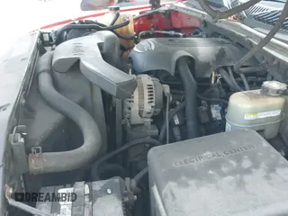 2002 Chevrolet Tahoe Z71 с VIN 1GNEK13ZX2R188032, выставлен на аукционе IAAI как лот 41835961 с пробегом 177 874 миль миль и . История ставок и продаж доступна на DreamBid. Изображение 12.