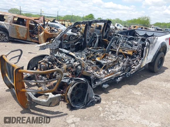 2021 Ford F-150 XL z VIN 1FTFW1E15MFC73857, wystawiony jako IAAI lot #42341451 z przebiegiem 59 500 mil mil oraz . Historia ofert i sprzedaży dostępna na DreamBid. Obrazek 2.