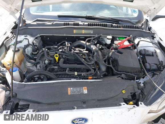 2019 Ford Fusion SE with VIN 3FA6P0HD6KR201777, listed as a IAAI auction lot 41615610 with 93,989 mi miles. Bid and sale history available at carsss.com. Image 10.