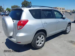 2006 Toyota RAV4 Limited with VIN JTMZK31V265001207, listed as a IAAI auction lot 42677270 with 176,761 mi miles and . Bid and sale history available at DreamBid. Image 4.