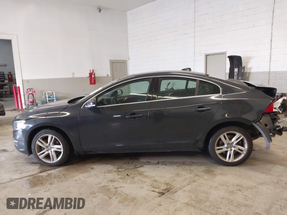 2015 Volvo S60 T5 Drive-E Premier Plus with VIN YV126MFC6F1313759, listed as a IAAI auction lot 41748305 with 43,491 mi miles and . Bid and sale history available at DreamBid. Image 15.