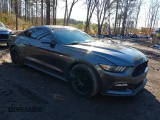 2017 Ford Mustang V6 z VIN 1FA6P8AM7H5219483, wystawiony jako IAAI lot #41333857 z przebiegiem 67 167 mil mil oraz . Historia ofert i sprzedaży dostępna na DreamBid. Obrazek 1.