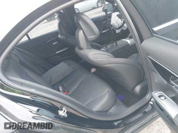 2024 Mercedes-Benz C 300 with VIN W1KAF4GB1RR227861, listed as a IAAI auction lot 41380978 with 6,890 mi miles and . Bid and sale history available at DreamBid. Image 8.