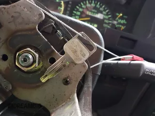 1994 Isuzu Trooper с VIN JACDH58V9R7919182, выставлен на аукционе IAAI как лот 42333093 с пробегом 192 819 миль миль и . История ставок и продаж доступна на DreamBid. Изображение 11.