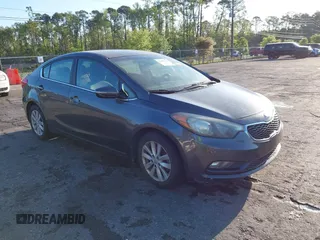 2014 Kia Forte EX with VIN KNAFX4A81E5046798, listed as a IAAI auction lot 41982719 with 141,138 mi miles. Bid and sale history available at carsss.com. Image 1.