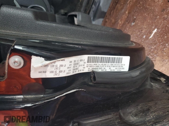 2008 Jeep Commander Sport with VIN 1J8HH48K88C183076, listed as a Copart auction lot 56365665 with 213,270 mi miles and Salvage title. Bid and sale history available at DreamBid. Image 12.