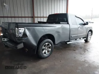 2008 Nissan Titan SE with VIN 1N6BA06F08N332422, listed as a IAAI auction lot 41557137 with 204,735 mi miles and . Bid and sale history available at DreamBid. Image 4.