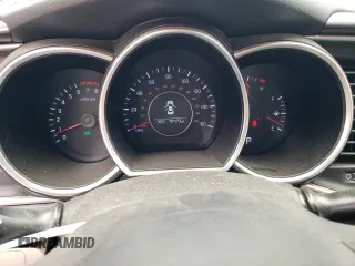 2014 Kia Optima LX z VIN 5XXGM4A73EG322174, wystawiony jako Copart lot #56183635 z przebiegiem 97 173 mil mil oraz Szkoda całkowita • Salvage title. Historia ofert i sprzedaży dostępna na DreamBid. Obrazek 9.