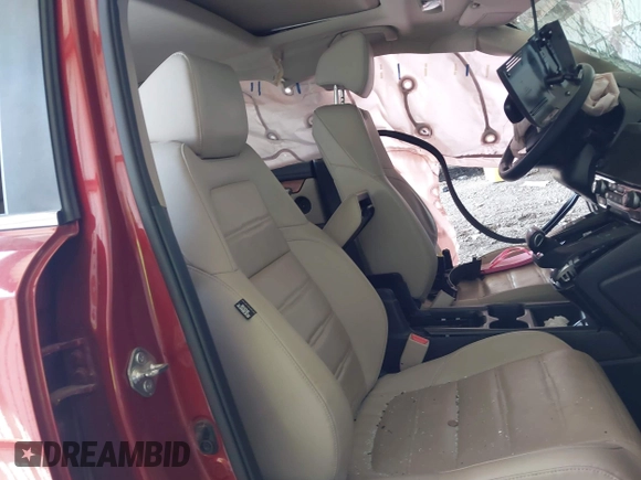 2018 Honda CR-V Touring with VIN 2HKRW2H92JH659660, listed as a IAAI auction lot 42266819 with 11 mi miles and . Bid and sale history available at DreamBid. Image 5.
