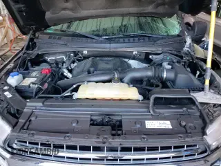 2019 Ford F-150 XL z VIN 1FTEW1E45KFA57137, wystawiony jako Copart lot #85831545 z przebiegiem 61 800 mil mil oraz Szkoda całkowita • Salvage title. Historia ofert i sprzedaży dostępna na DreamBid. Obrazek 13.