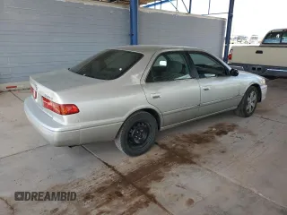 2001 Toyota Camry CE with VIN JT2BG22KX10577868, listed as a Copart auction lot 53745425 with 209,152 mi miles and Salvage Title. Bid and sale history available at carsss.com. Image 3.
