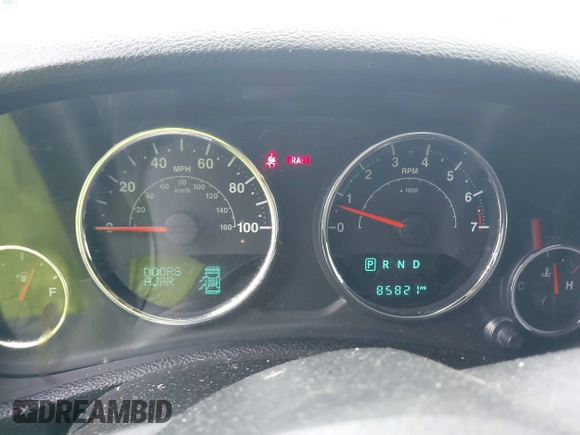 2015 Jeep Wrangler Unlimited Sahara with VIN 1C4BJWEG4FL677879, listed as a IAAI auction lot 42676097 with 85,821 mi miles and . Bid and sale history available at DreamBid. Image 7.