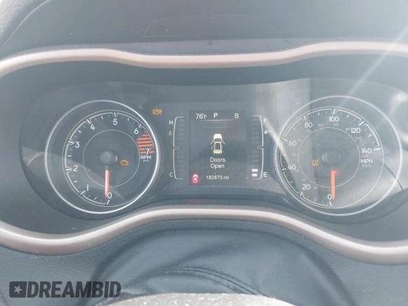 2017 Jeep Cherokee Altitude с VIN 1C4PJLAB5HW559579, выставлен на аукционе IAAI как лот 41767837 с пробегом 182 873 миль миль и . История ставок и продаж доступна на DreamBid. Изображение 7.