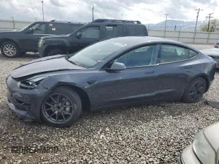 2023 Tesla Model 3 z VIN 5YJ3E1EA8PF620063, wystawiony jako Copart lot #52534995 z przebiegiem 22 782 mil mil oraz Szkoda całkowita • Salvage title. Historia ofert i sprzedaży dostępna na DreamBid. Obrazek 1.